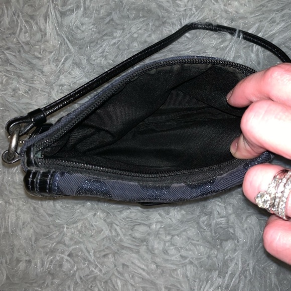 Blue Coach Wristlet - Picture 4 of 6